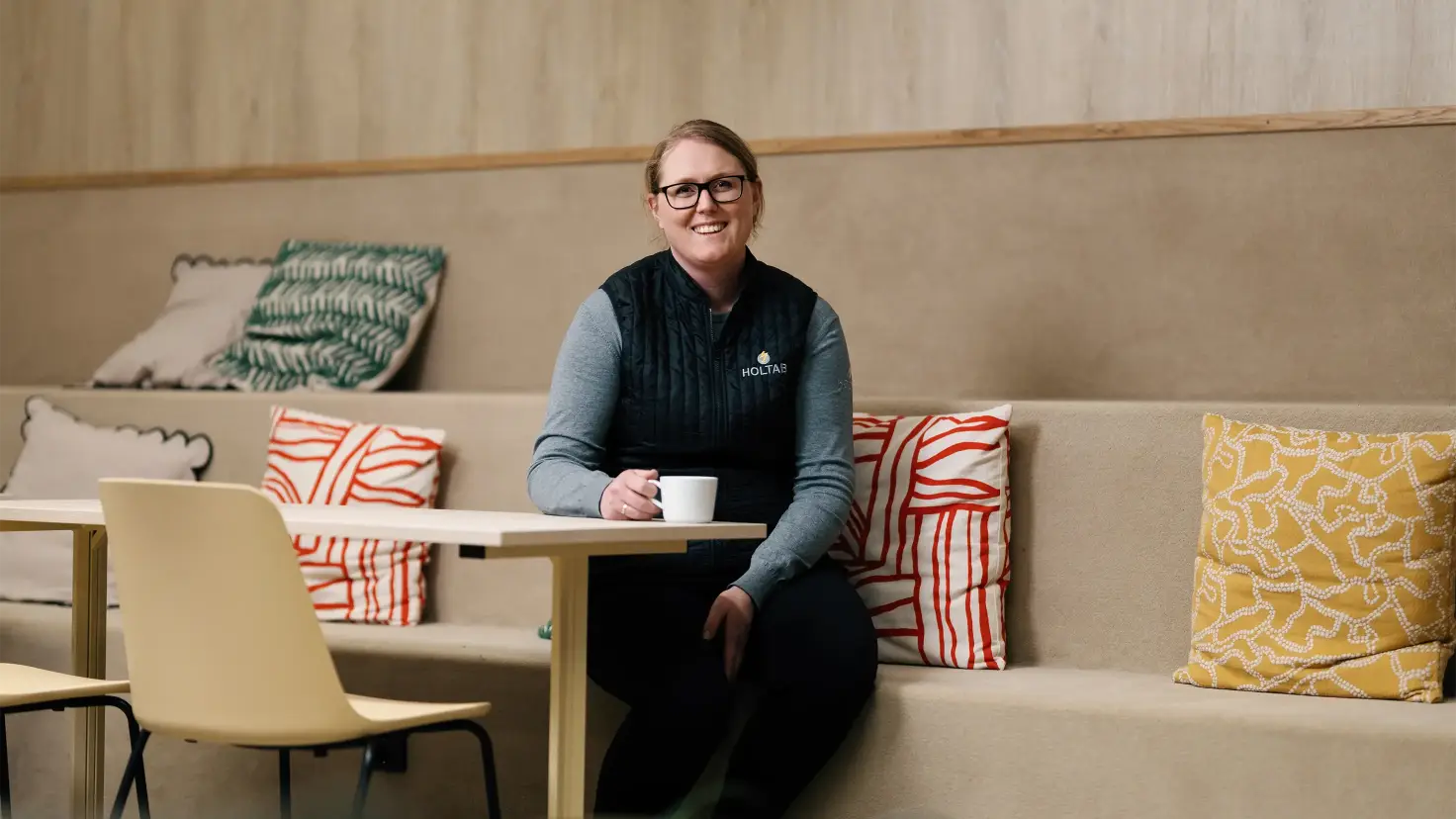 Holtabs projekttekniske chef Marika Jörgensen i Holtabs lokaler