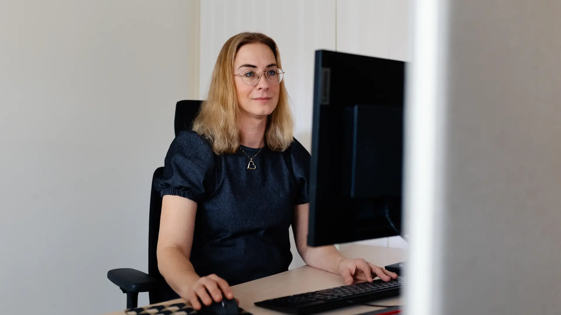 Julia Pastaven, hållbarhetscontroller på Holtab