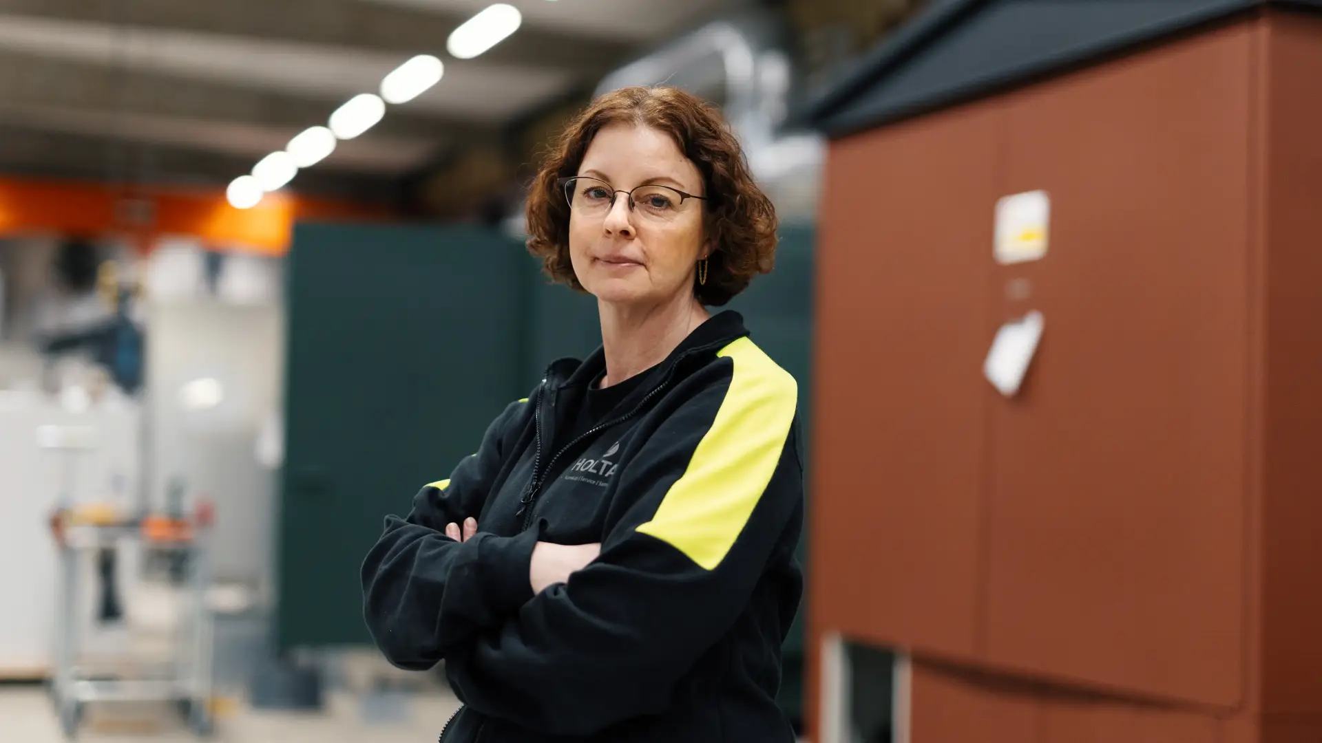 Linda Blomster, elmontör på Holtab